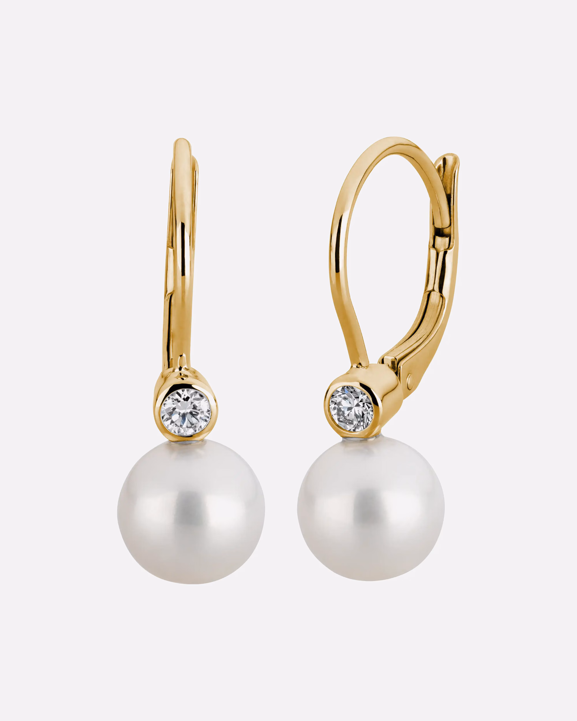 Lyomi earrings 585/- gold diamond white 0.10ct.