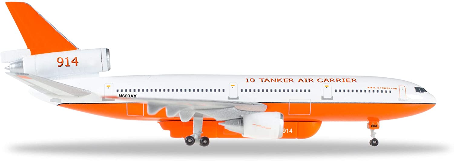 Herpa 529082-001 Tanker Air Carrier Mcdonnell  Wings / Collectable A