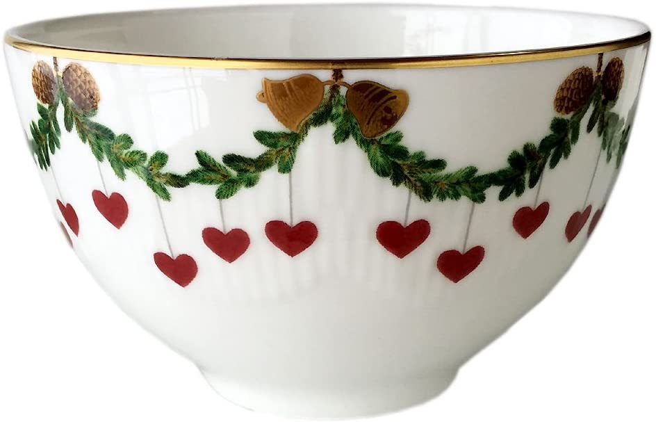 Royal Copenhagen Star Fluted Christmas Bowl 30 cl