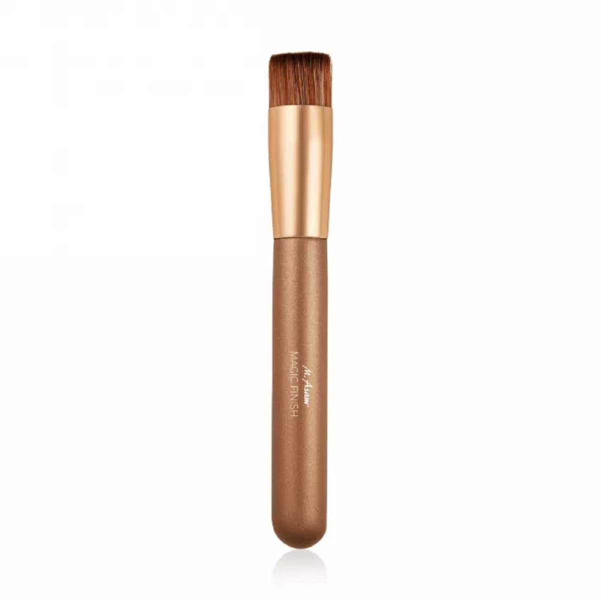 M. Asam Magic Finish Foundation Brush - Foundation Brush for a Perfect Foundation, Ideal for Applying & Blending Foundation & Liquid Makeup, High-Quality Nylon Fibres for Durability