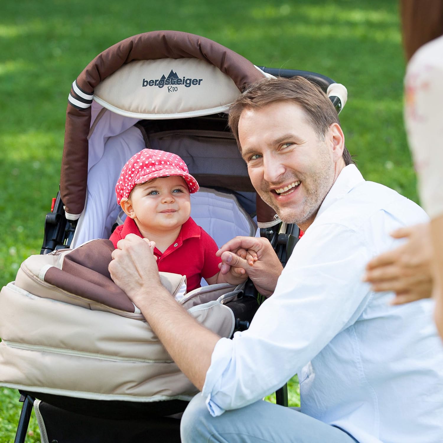 Bergsteiger Rio Combi Pushchair + Soft Carry Bag + Changing Bag (10 Pieces) Colour: Beige Circles