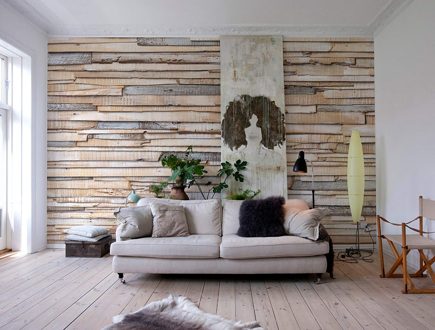Komar Mural – Whitewashed Wood