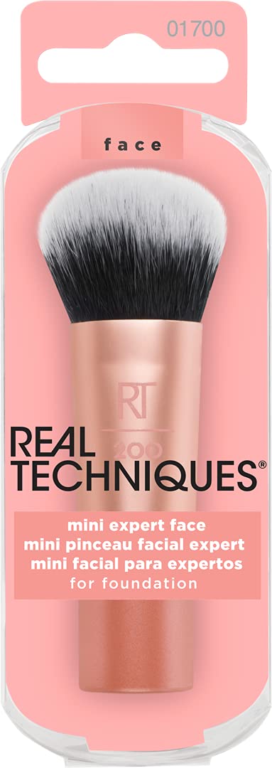 Real Techniques Expert Face Brush for Makeup Foundation in Small Travel Size (Packaging and Handle Colour May Vary), ‎multicoloured