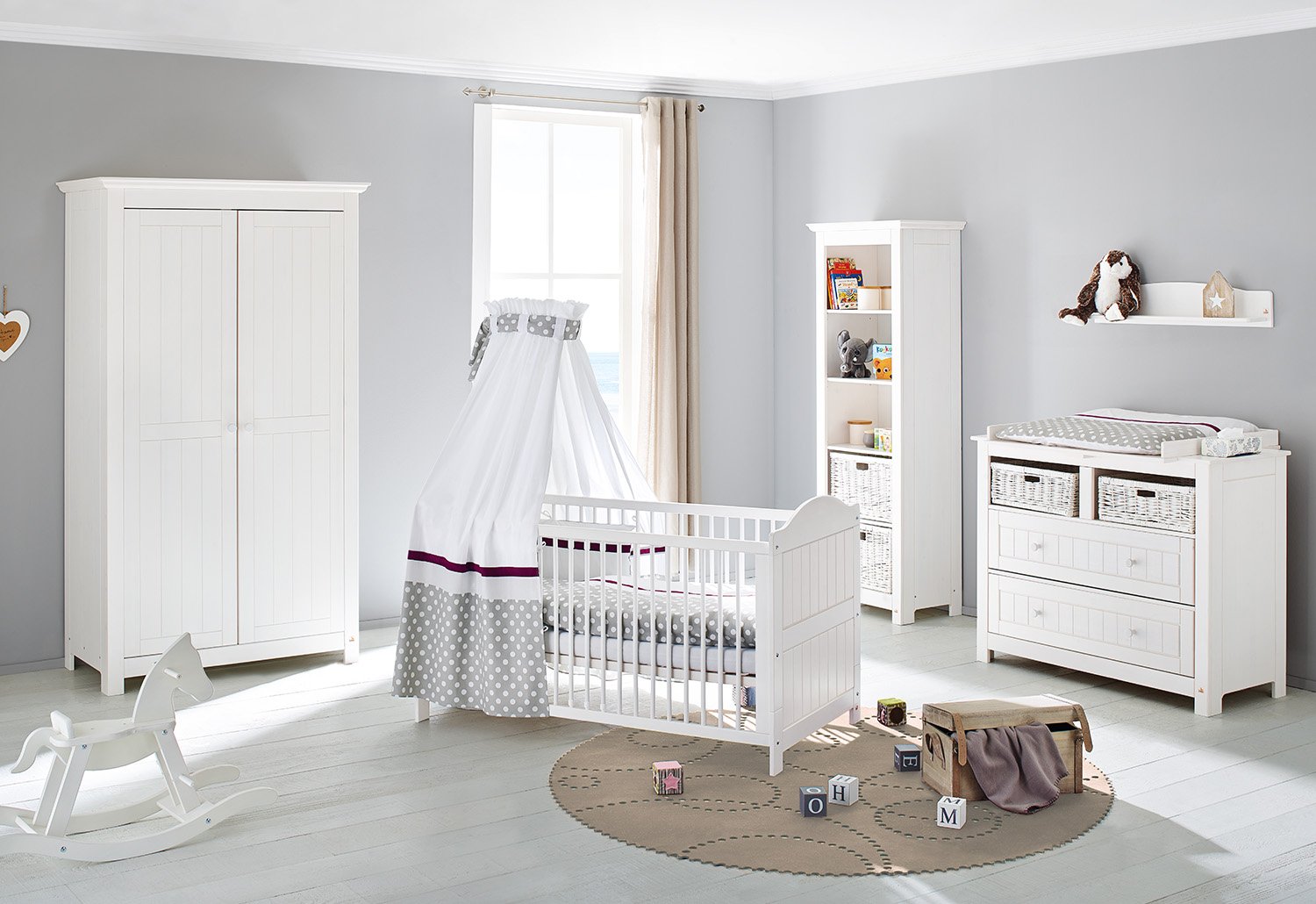 Pinolino Nina Children\'s Bedroom Wide 3-Piece Cot (140 x 70 cm) Wide Changing Table with Changing Mat and Wardrobe Solid Spruce White Varnished (Item No. 10 16 17B)