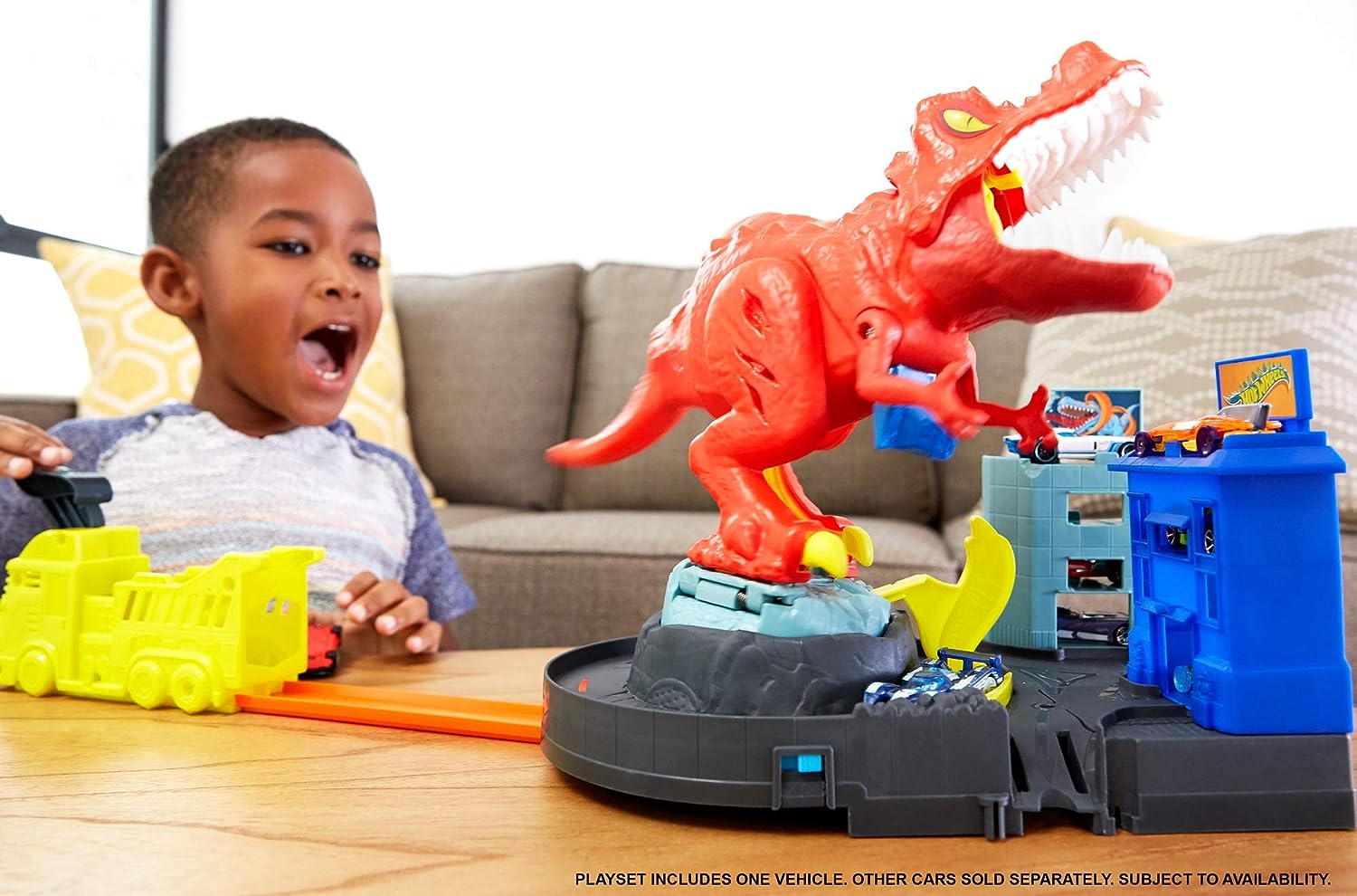 Hot Wheels-Hw City T-Rex Attack Dinosaur Trackset Playset With Car, Standar