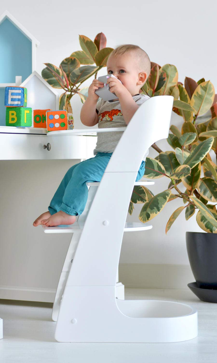 ComfortBaby SmartChair 2-in-1 Set Ergonomic Baby High Chair Multifunctional from 6 Months Individually Adjustable Birch and Beech Solid Wood Growing with Baby Blue
