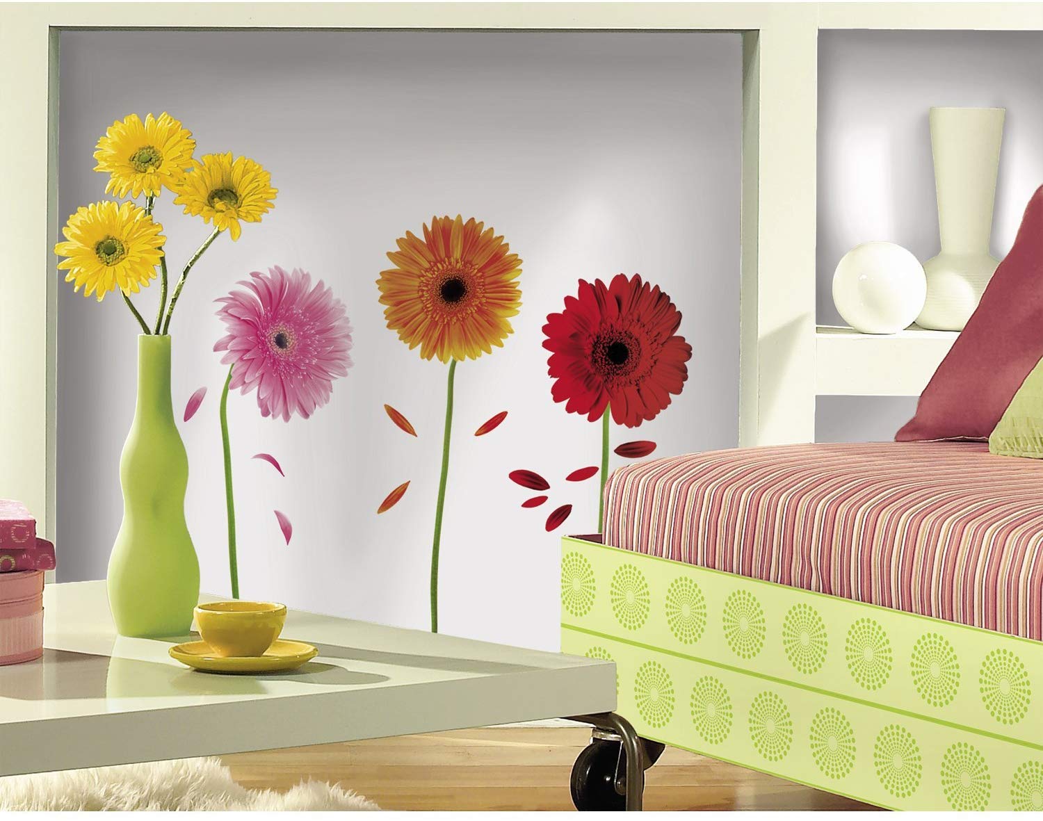 Roommates Repositionable Wall Stickers Small Gerber Daisies
