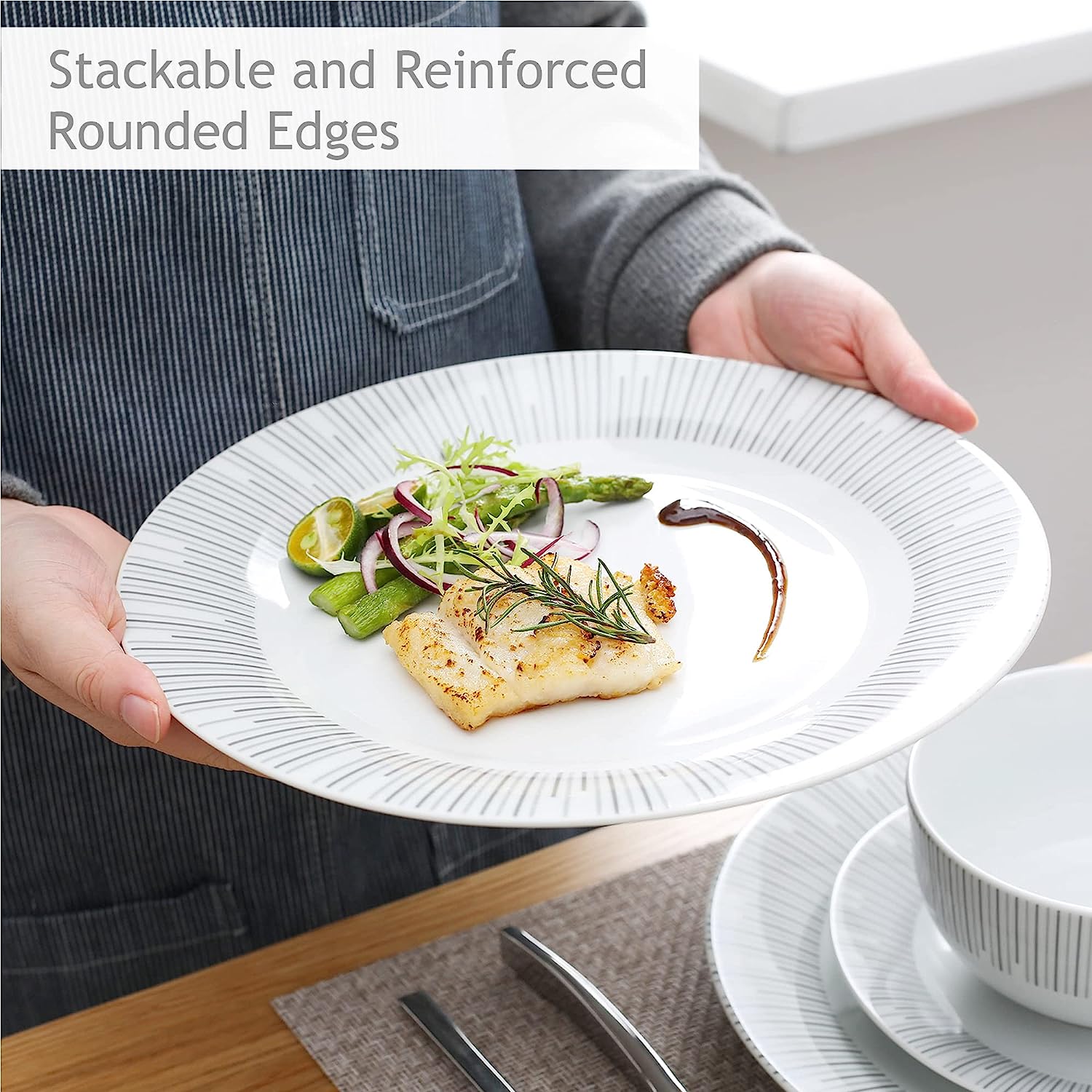 Veweet 32-piece Porcelain Dinner Set, 16-piece Crockery Set includes 10.75 inch (27 cm) Dinner Plate, 7.5 inch (19 cm) Dessert Plate, 5.5 inch (14 cm) Bowl and 380 ml Coffee Mug, Complete Service for 4/8 People