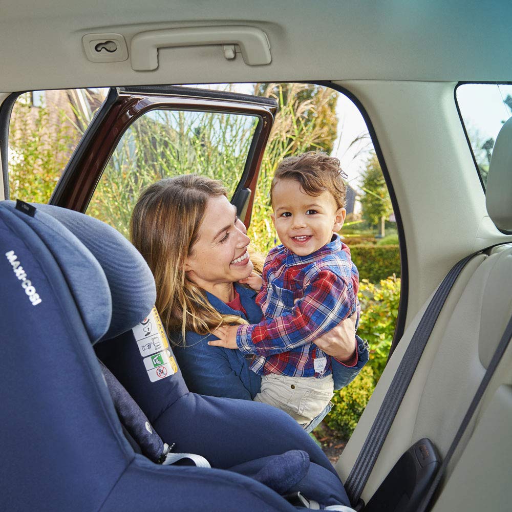 Maxi-Cosi, Pearl Smart i-Size Child Seat, Reverse & Forward-Facing Driving, Usable from Approx. 6 Months to Approx. 4 Years, 9-18 kg, 67-105 cm, Authentic Black