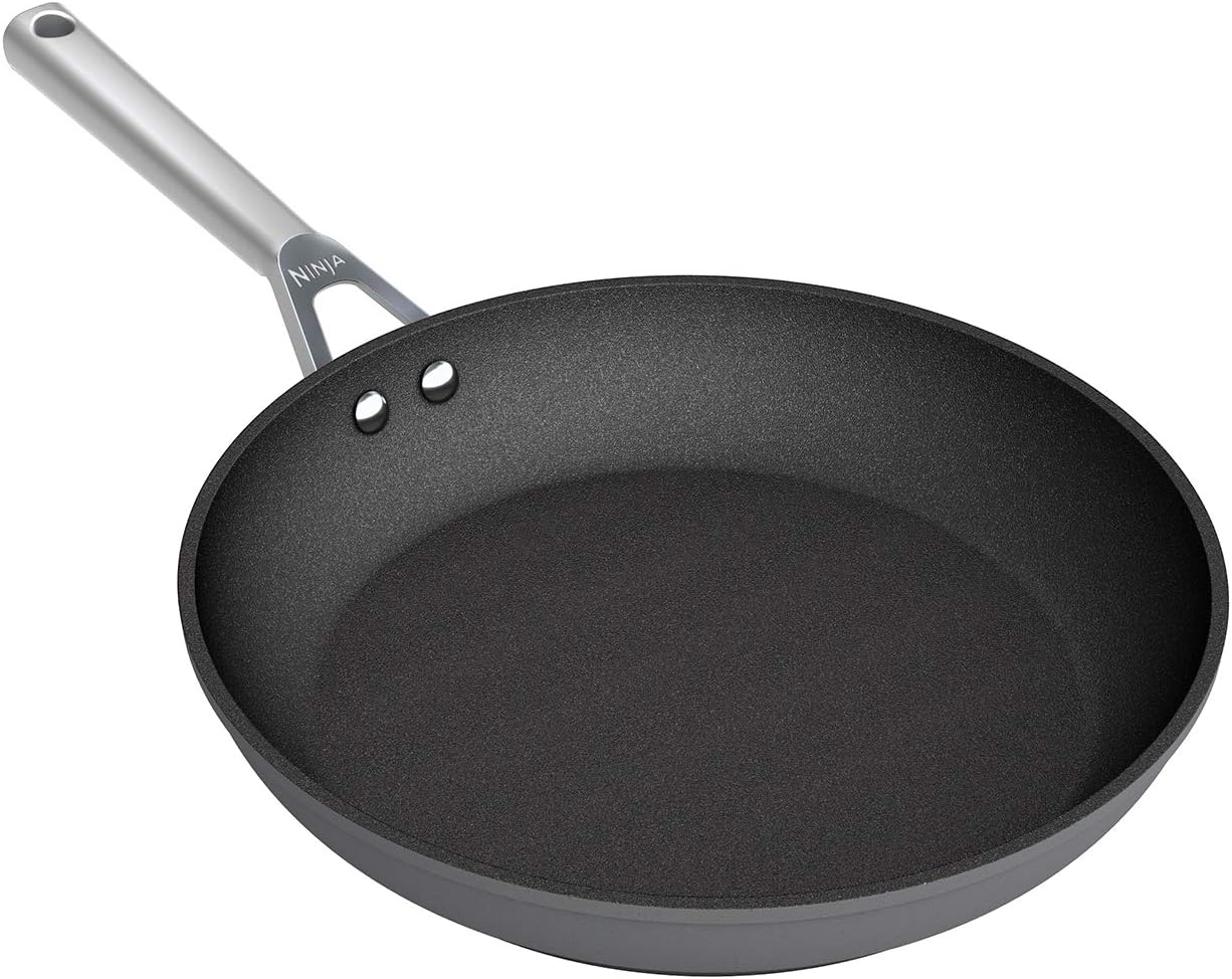 Ninja Foodi ZEROSTICK 30 cm Frying Pan, Durable, Non-Stick Coating, Hard Anodized Aluminum, Suitable for Induction Cookers, Dishwasher Safe, Oven-Safe up to 260°C, Stainless Steel Handle, Grey,