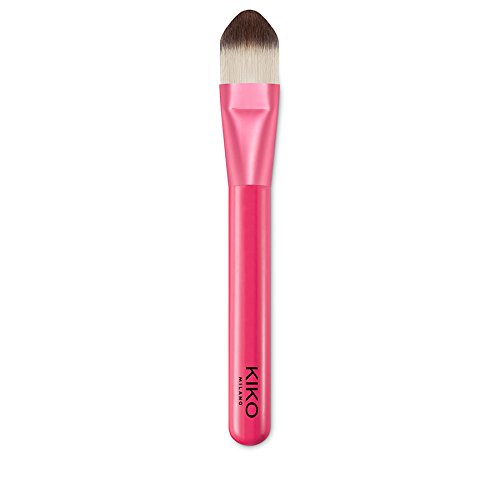 Kiko Milano Smart Foundation Brush 101 | Flat Brush for Liquid or Cream Foundation, Syn, ‎101