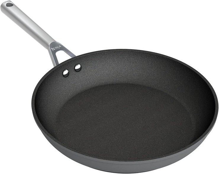 Ninja ZEROSTICK C30028UK Premium Cookware, 28cm Frying Pan, Durable, Non-Stick, Hard Anodized Aluminum, Induction Safe, Oven Safe to 500F, Grey