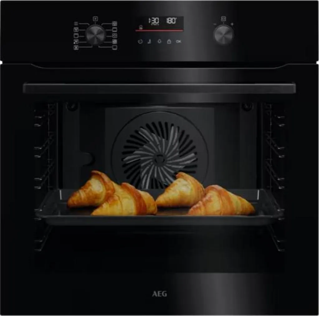 AEG 5000 SurroundCook® with SteamBake / Built-in Oven / Pyrolytic Self-Cleaning / Black NBA5P40AK