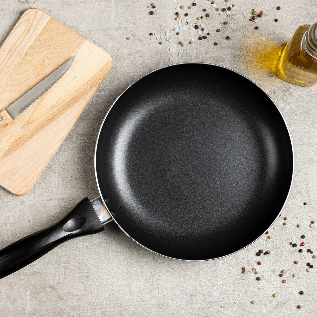 Gravidus Aluminum frying pan, grill pan with non-stick coating, 24cm
