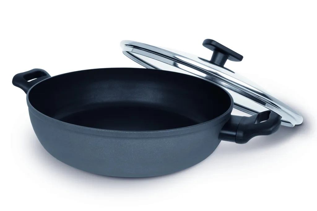 Arcos Kaula pot made of forged aluminum with non-stick coating and a diameter of 28 cm