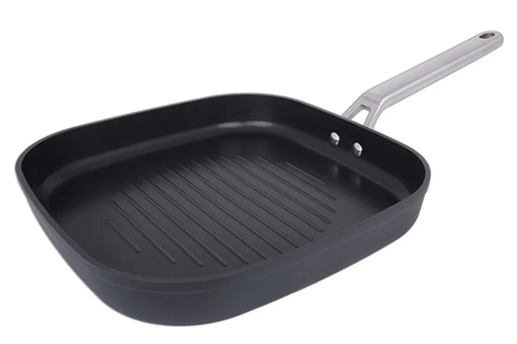 Arcos Samoa Series Non-Stick Grill, 28 x 28 cm, made of forged aluminum.