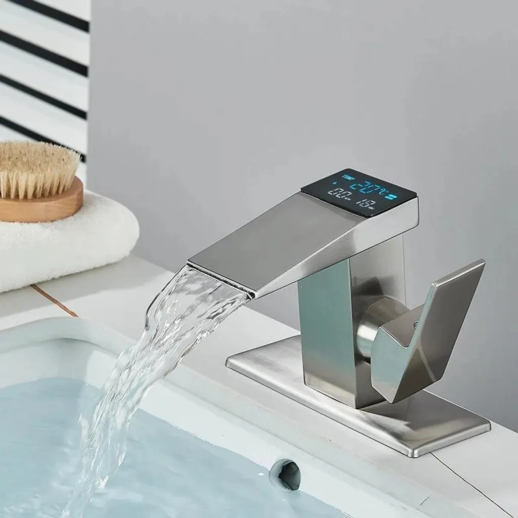 StarTech Bathroom faucet - Basin faucet - Water-operated digital temperature display - Deck mounted - Brass - Ceramic cartridge - Light green