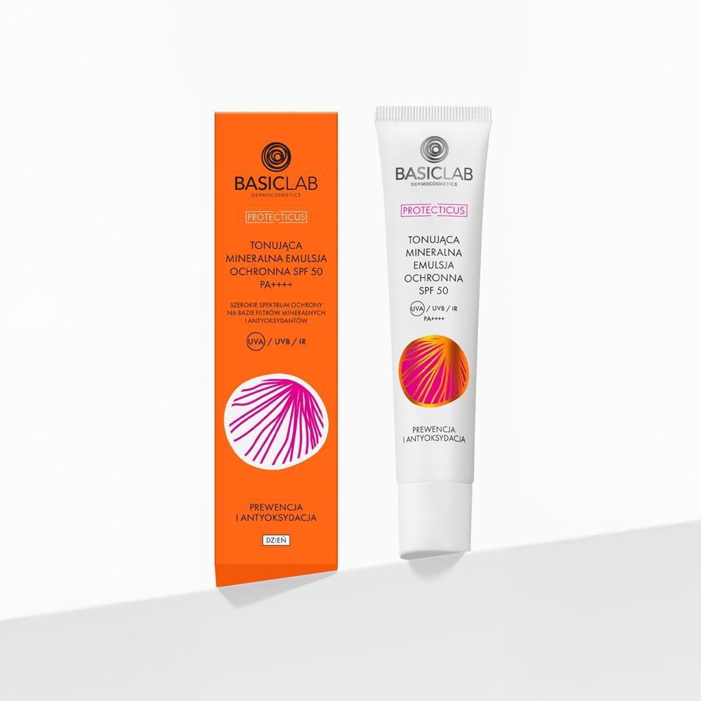 BasicLab Dermocosmetics Protecticus protective emulsion for sensitive skin prone to redness SPF 50+