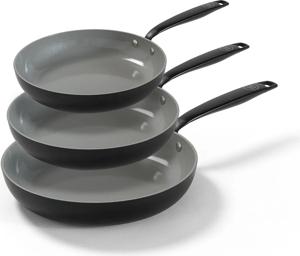 Megaprojects B.V. BE Living Frying Pan - Ø 20, 24 & 28 cm - Induction Pan Set - Non-stick Coating - Suitable for all Hob Types - -free - Black