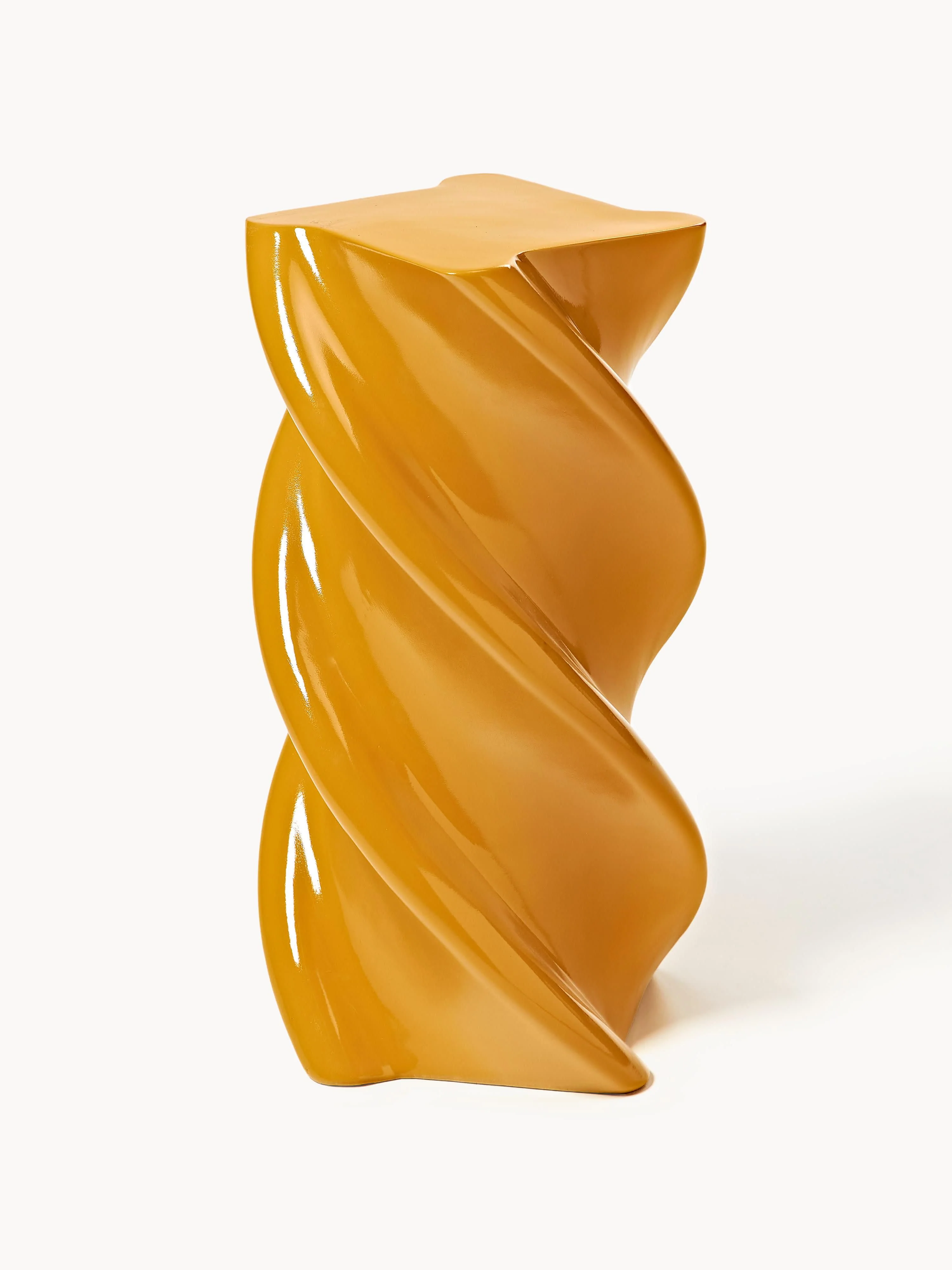&k Amsterdam Marshmallow side table