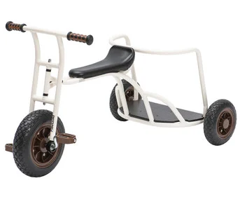 Betzold three-wheeler “Shuttle”