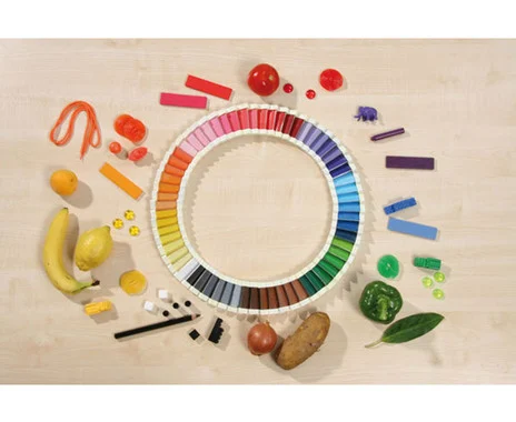 Betzold color tablets in a wooden box