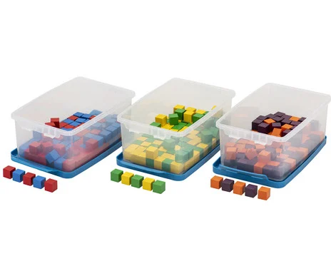 Betzold classroom set with 300 dice and 3 plastic boxes