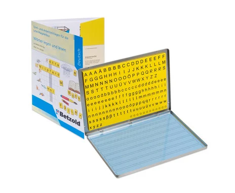 Betzold magnetic reading box with 32 worksheets