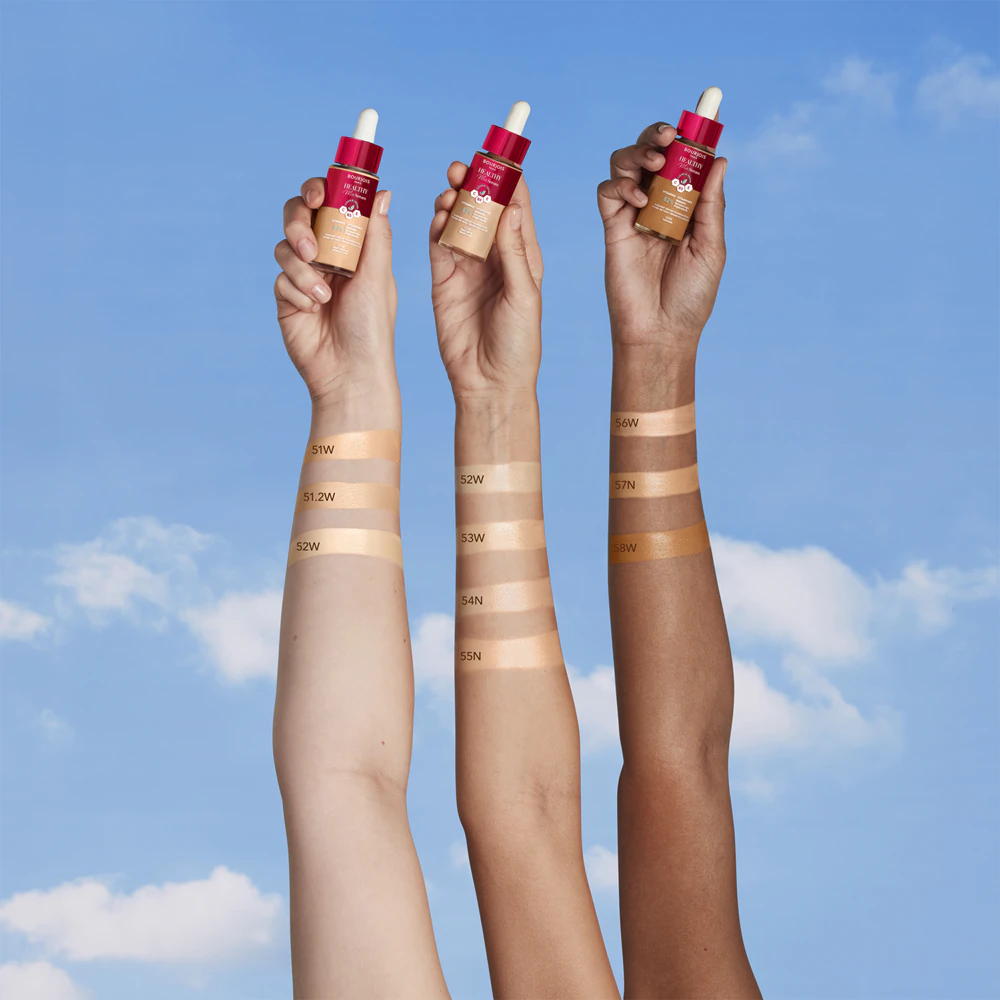 Bourjois Healthy Mix light make-up for a natural look
