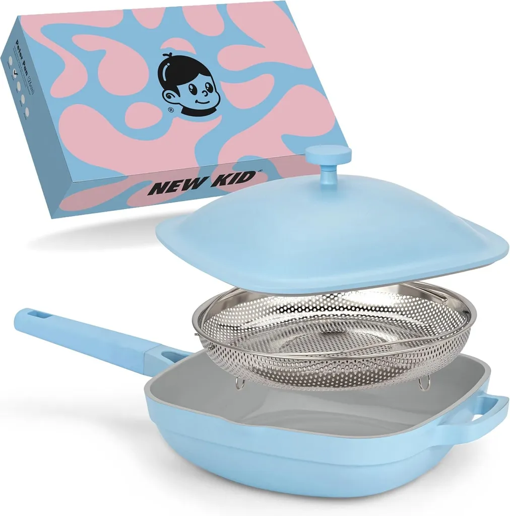 Best Sports GmbH 28cm frying pan NEW KID coated non-stick pan with lid and stainless steel sieve, blue