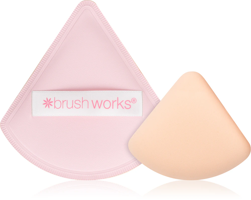 Brushworks Triangular Powder Puff Duo foam applicator for make up