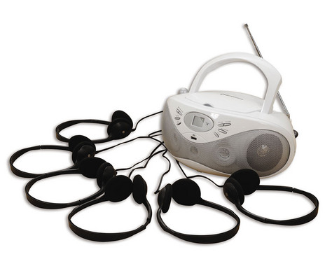 CD player including 6 headphones