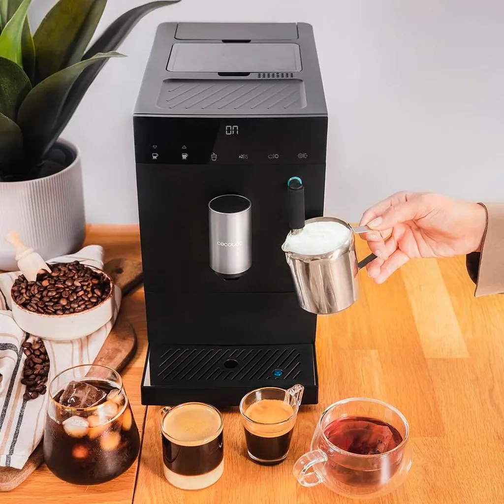 Cecotec Super Automatic Coffee Machine Cremmaet Compact Steam 19 bar 1350W Black