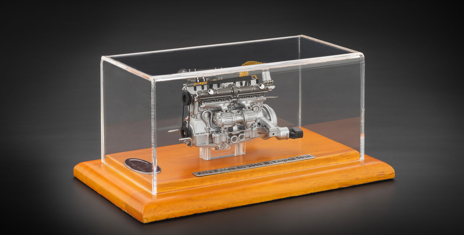 CMC Alfa Romeo C B Engine With Showcase