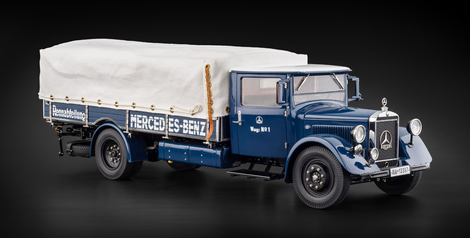 CMC Mercedes Benz Racing Car Transporter Lo
