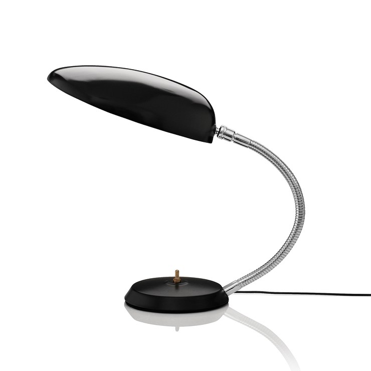 gubi Cobra table lamp