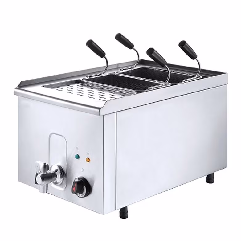 Combisteel pasta cooker including baskets
