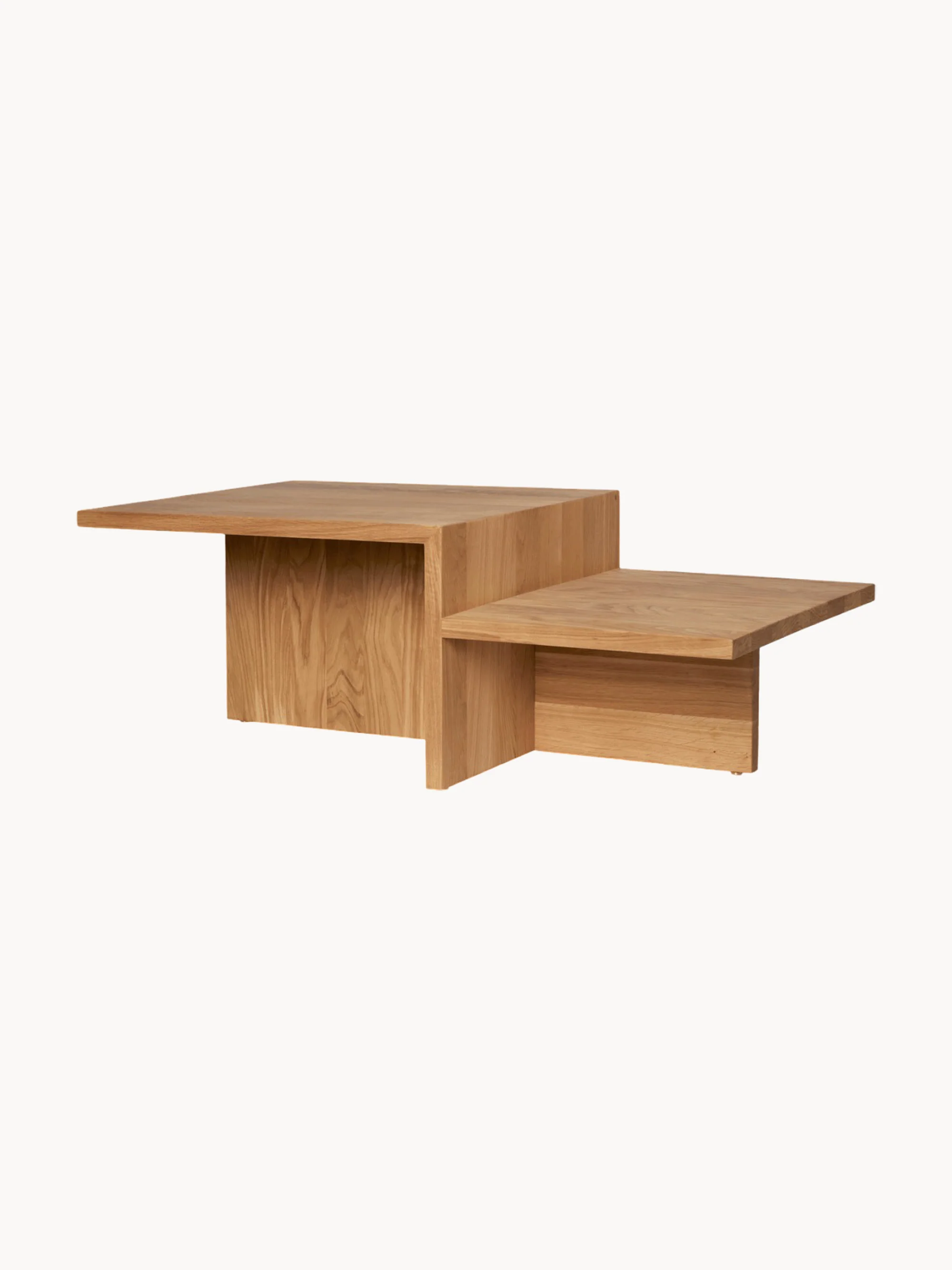 Ferm Living Distinct coffee table made of oak