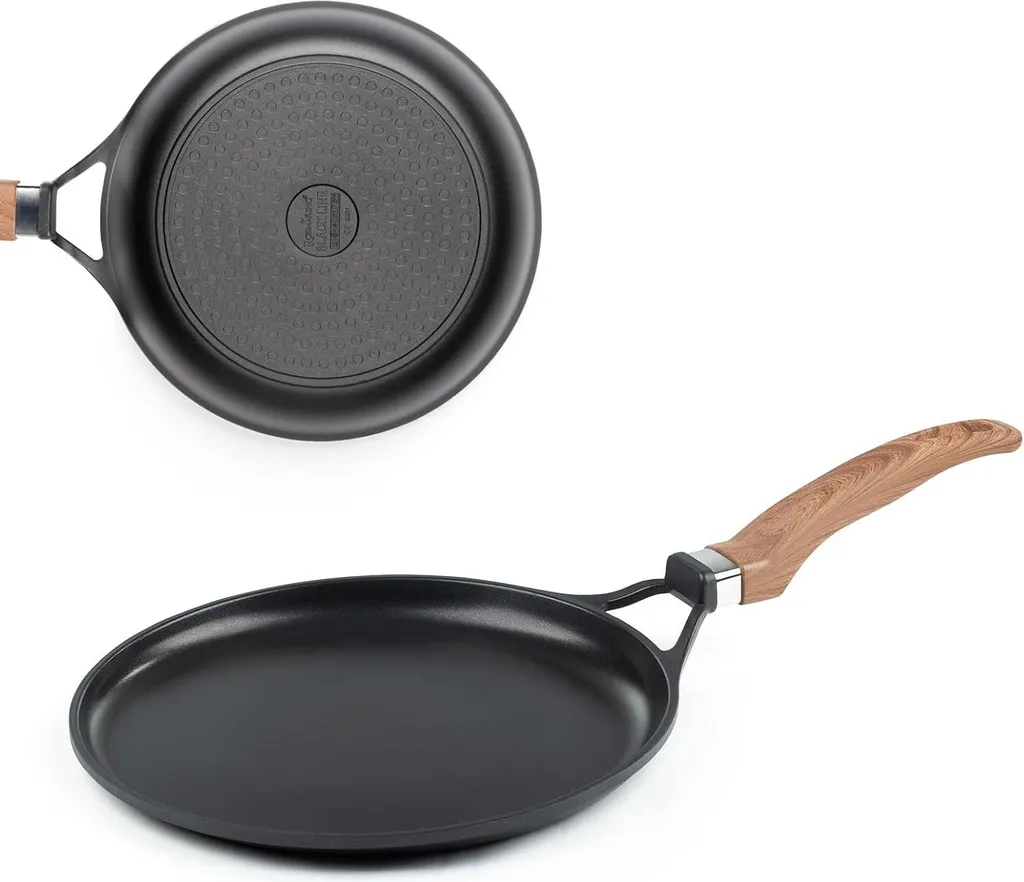 Markenlos Crêpe pan made of cast aluminum, induction compatible - non-stick coating, Germany, smooth mineral coating, Black Line