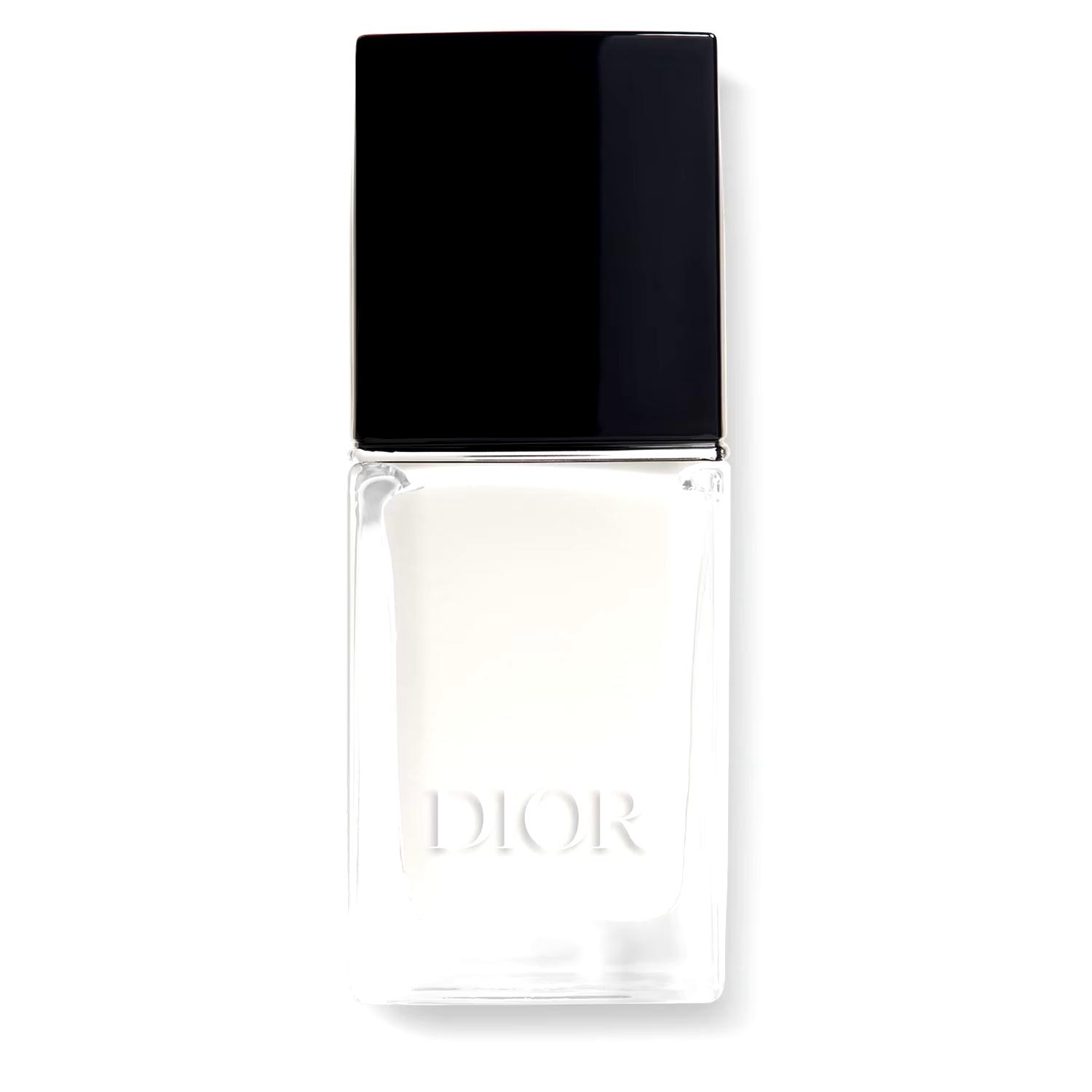 Dior vernis nail polish with gel effect and couture color 007 - Jasmin