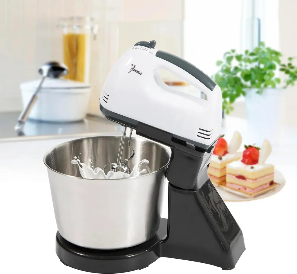 StarTech Electric hand mixer - hand mixer with rotating 1.7 l mixing bowl - 7 speeds - 100 W - whisk & dough hook - EU plug - black