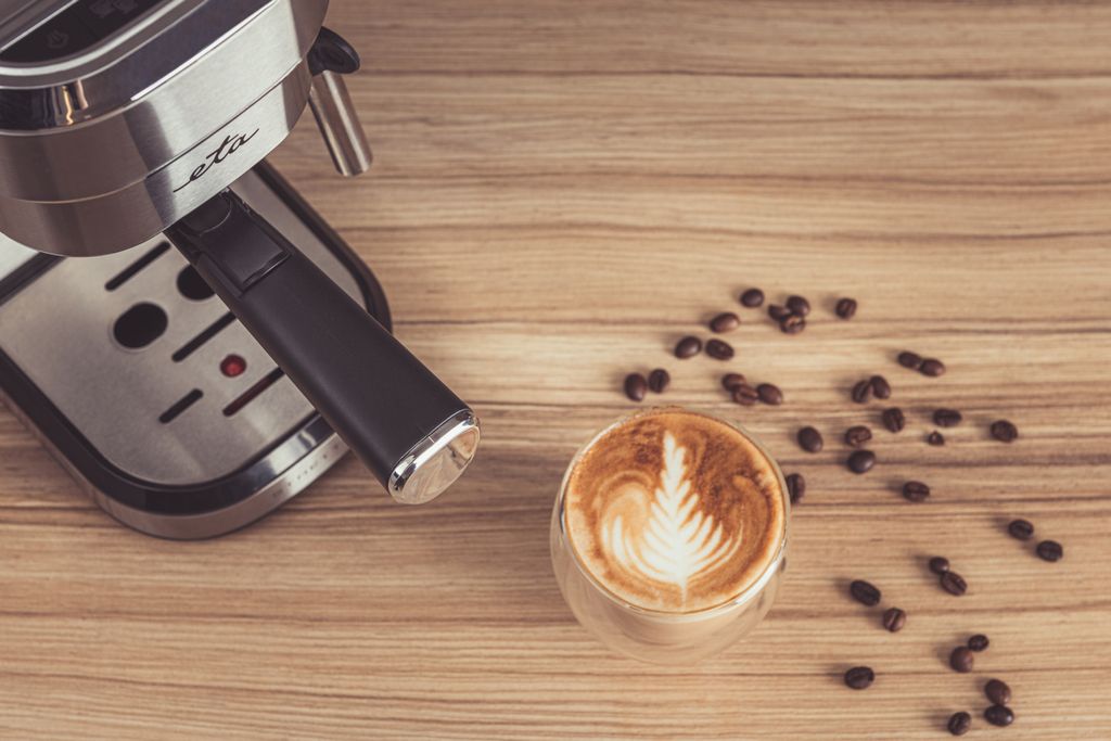 ETA espresso machine STRETTO ETA218090000, slim design, power consumption 1350 W, water tank 750 ml and pump pressure up to 15 bar
