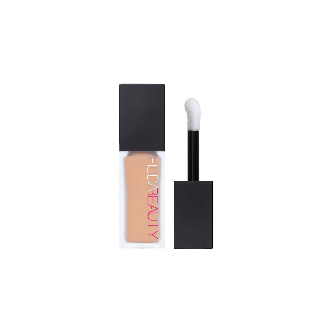 HUDA BEAUTY Faux Filter Concealer, Vanilla Swirl 3.1