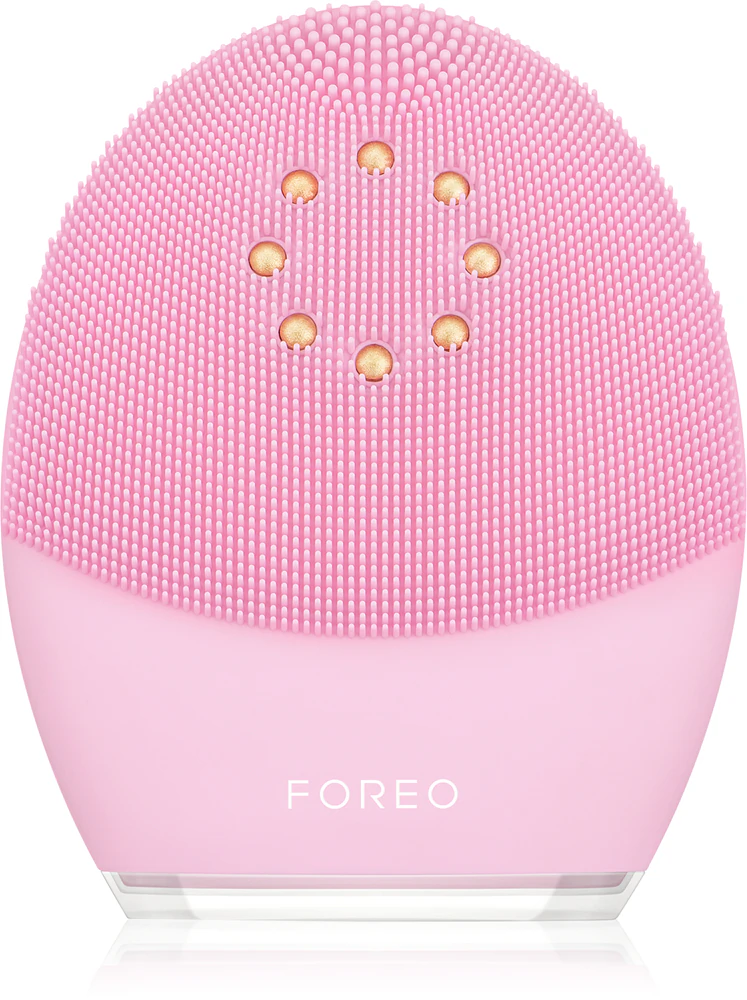 FOREO LUNA™ 3 Plus sonic cleansing device with thermal function and firming massage