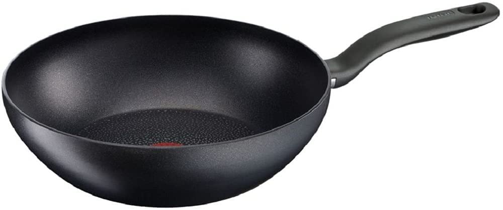 Tefal Hard Titanium Plus Pan