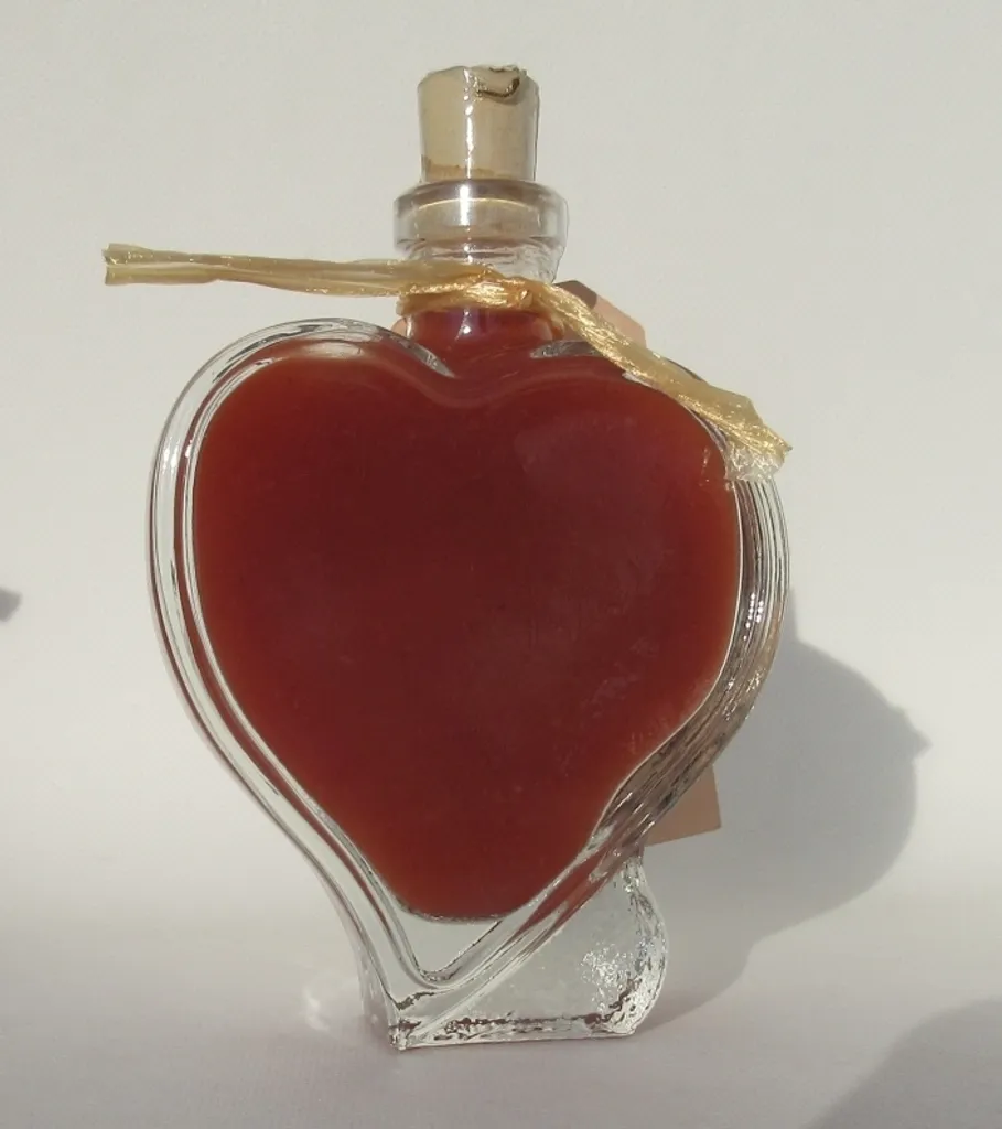Calemino Gift heart Amore Strawberry Vinegar with 50% fresh strawberries 100ml Valentine's Day