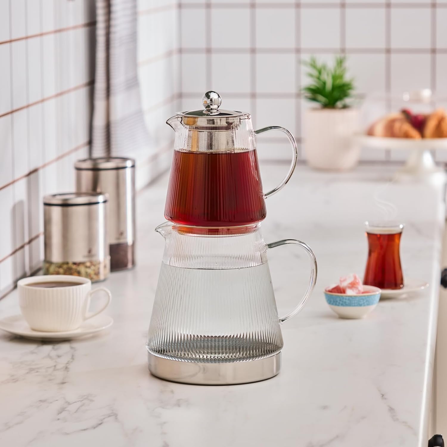 KARACA Store Karaca Keops Borosilicate Glass Teapot Set with Stainless Steel Infuser, 2L Kettle & 0.8L Glass Teapot with Strainer, Turkish Tea Pot, Caydanlik, Turkish Tea Maker for Herbal Tea, Loose Tea