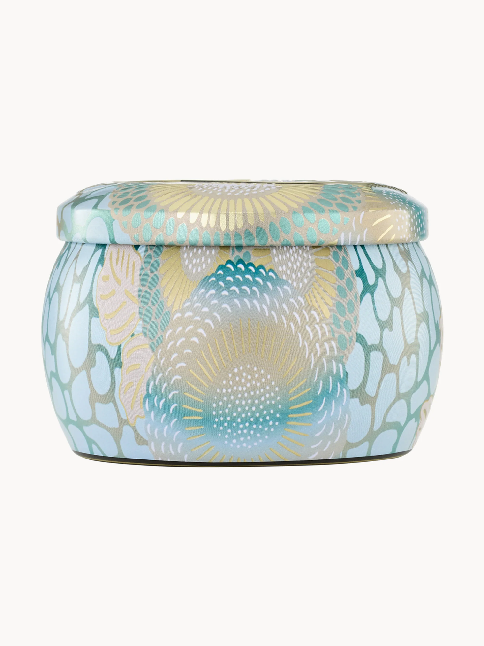 Voluspa Handmade scented candle California Summers (Sea salt, Warm vanilla, Teak wood)