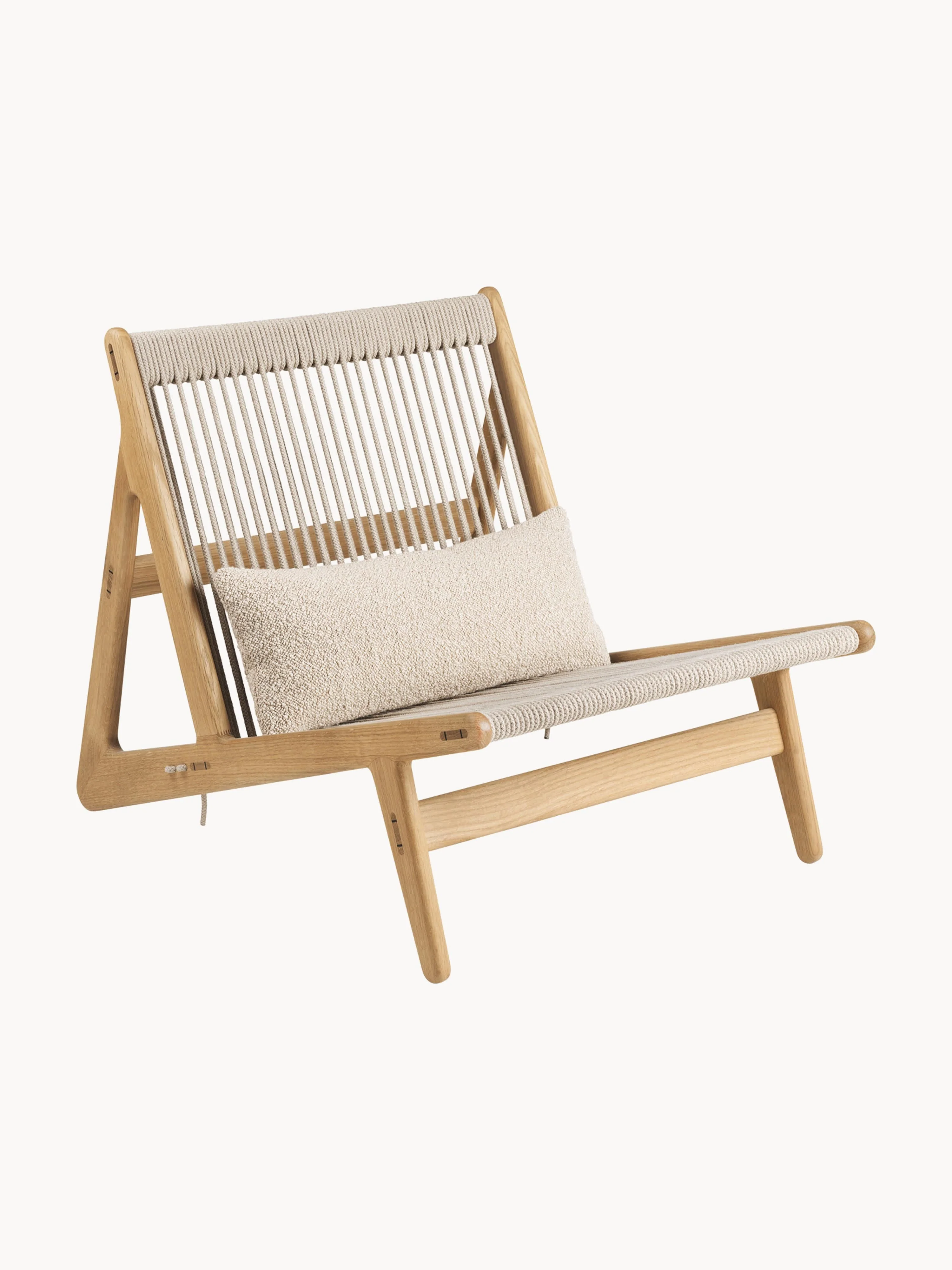 gubi Handcrafted lounge chair MR01 Initial made of oak wood with seat cushion