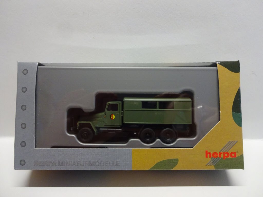 Herpa Ifa G Case Truck Nva